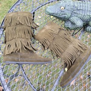 Minnetonka LODEN 3-Layer Fringe Boot Sz 7